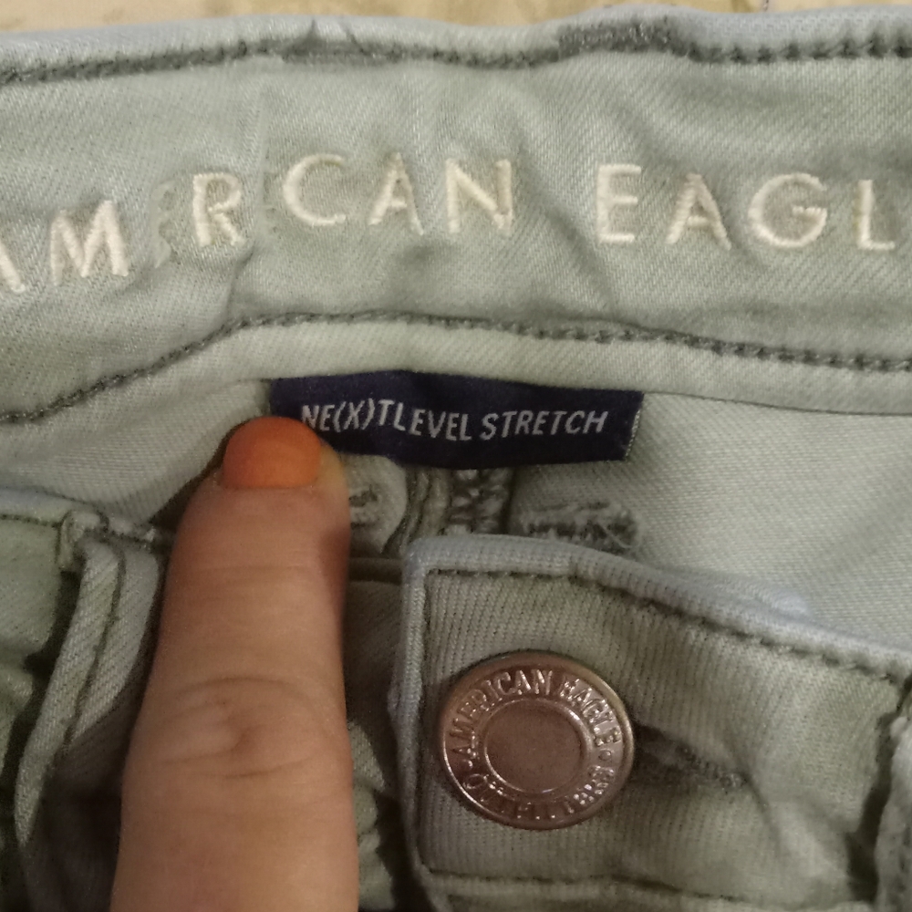 American eagle size 6 super soft skinny jeans